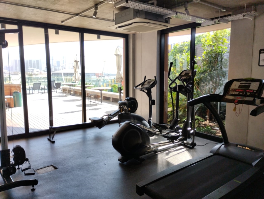 To Let 1 Bedroom Property for Rent in Woodstock Western Cape